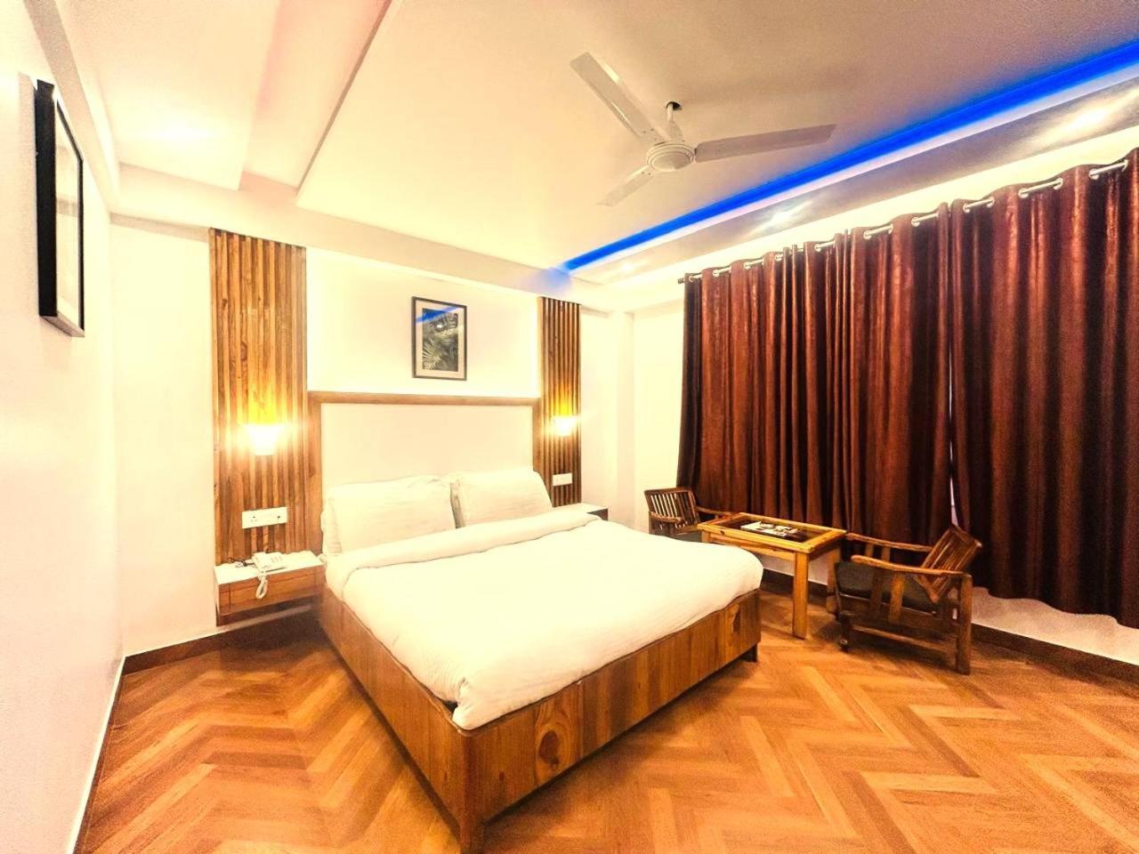 Queens Hill By Edge Mussoorie Exterior photo