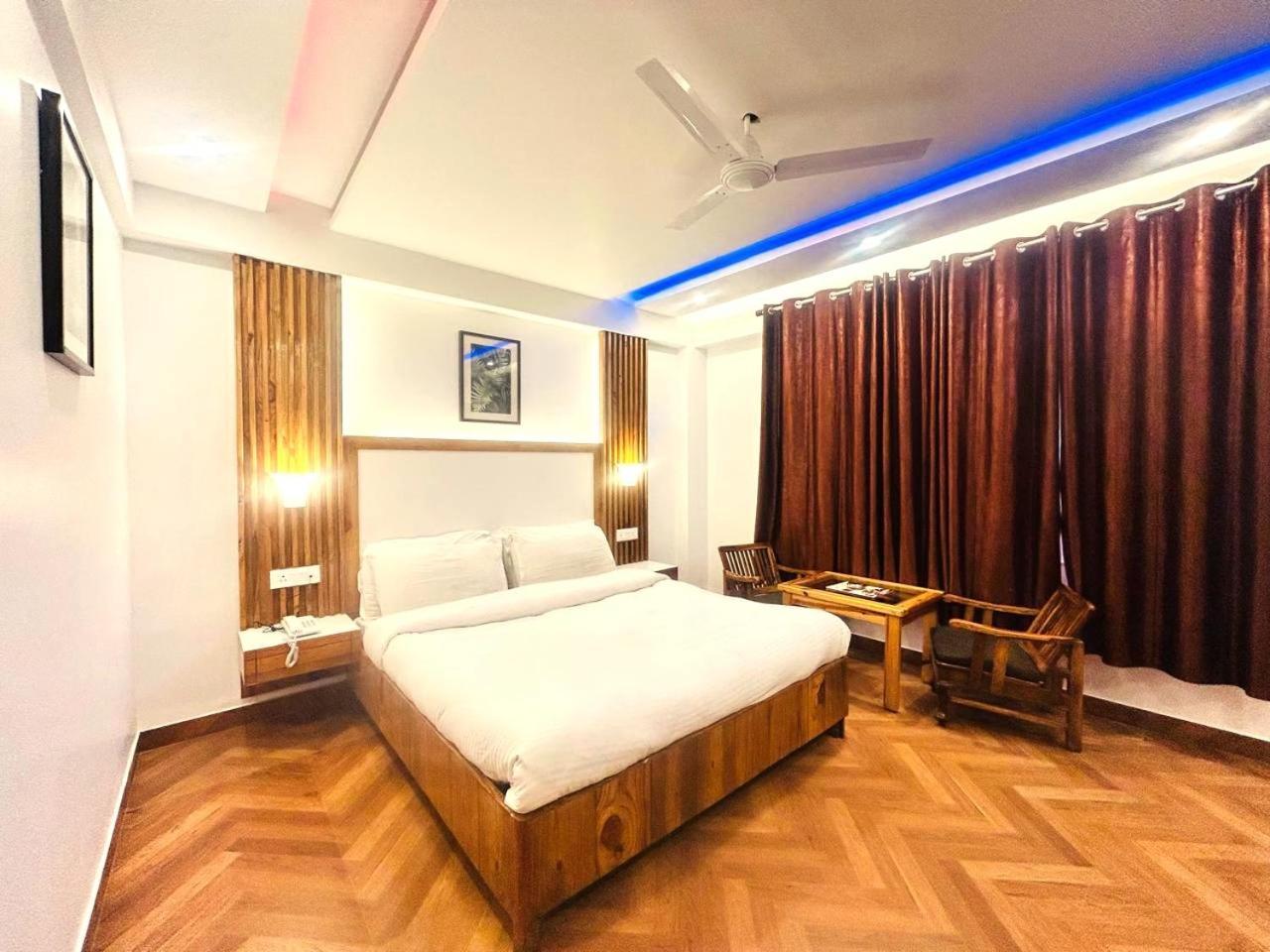 Queens Hill By Edge Mussoorie Exterior photo