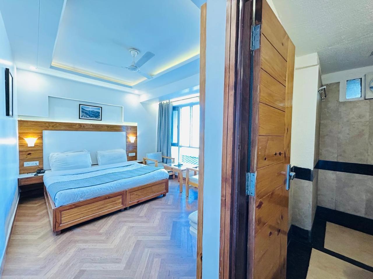 Queens Hill By Edge Mussoorie Exterior photo