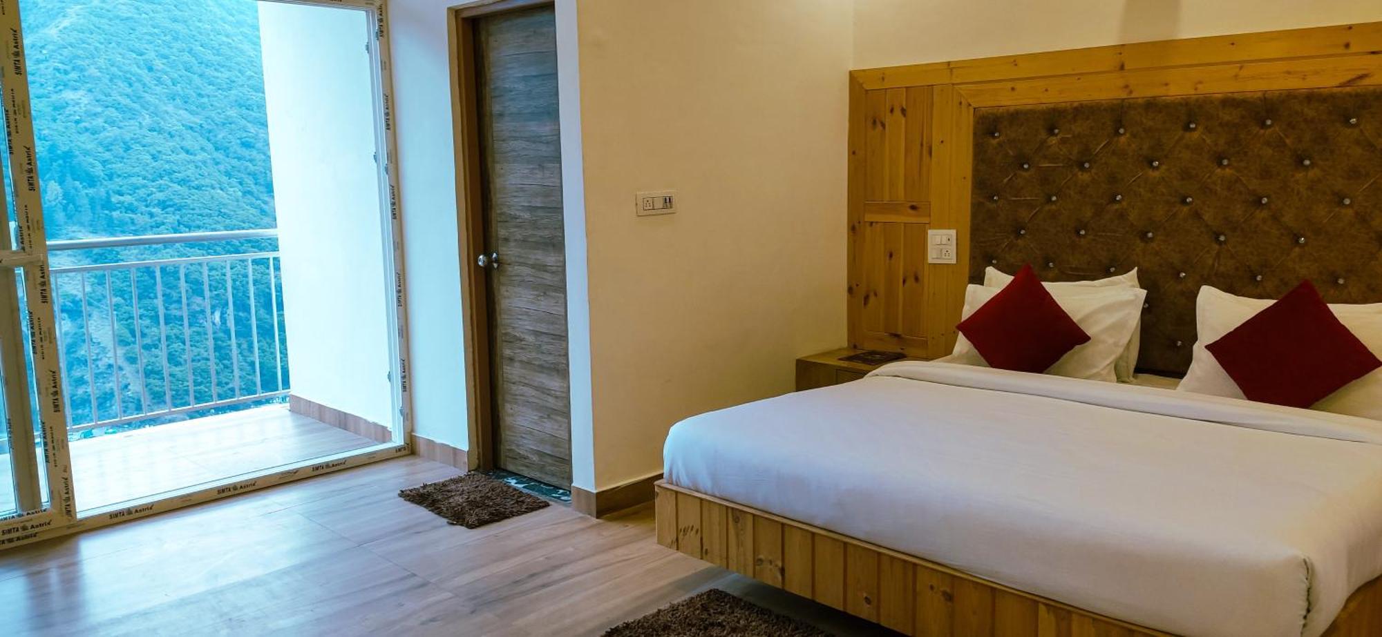 Queens Hill By Edge Mussoorie Exterior photo